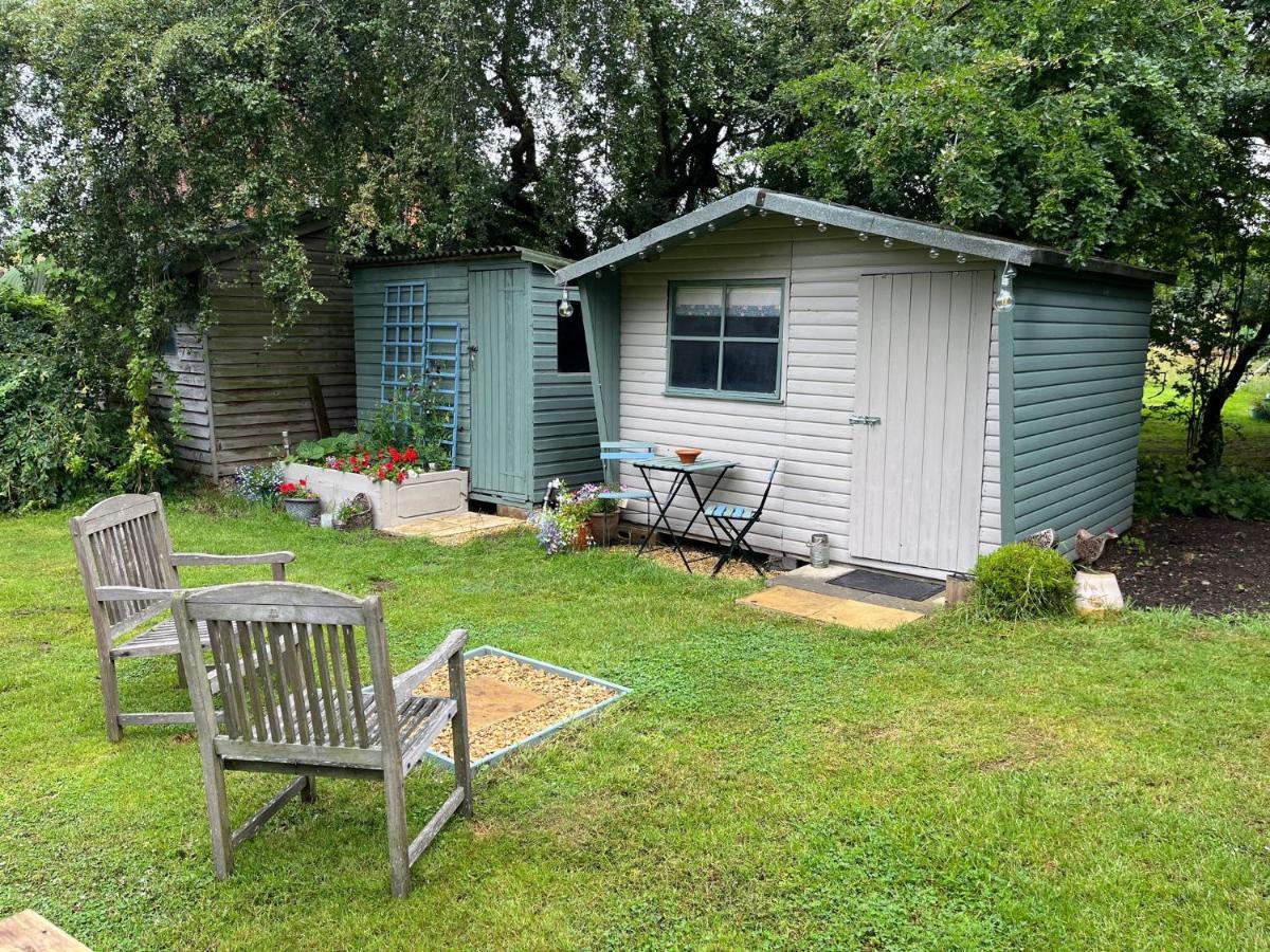 Hotel The Potting Shed Manuden Exterior foto
